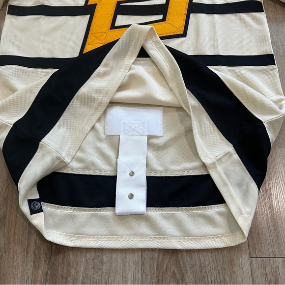 Adidas On Ice Pittsburgh Penguins 2023 NHL Winter Classic Jersey -  Size 50 - Picture 5 of 8